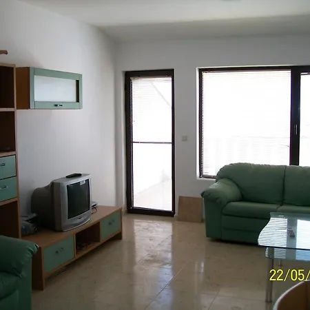 Apartman In Kambani 1 Apartcomplex *