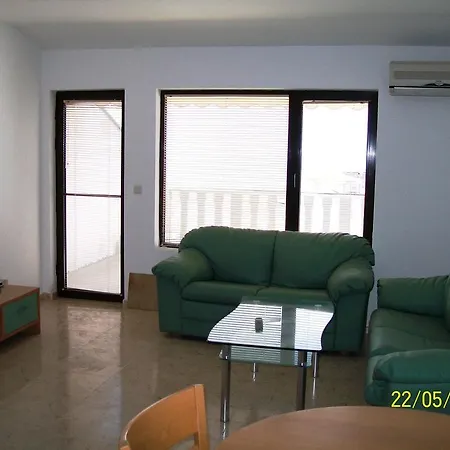 In Kambani 1 Apartcomplex Sveti Vlas